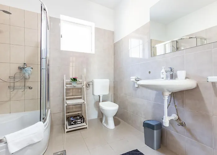 Sjor 2 Bdr W Grill דירה