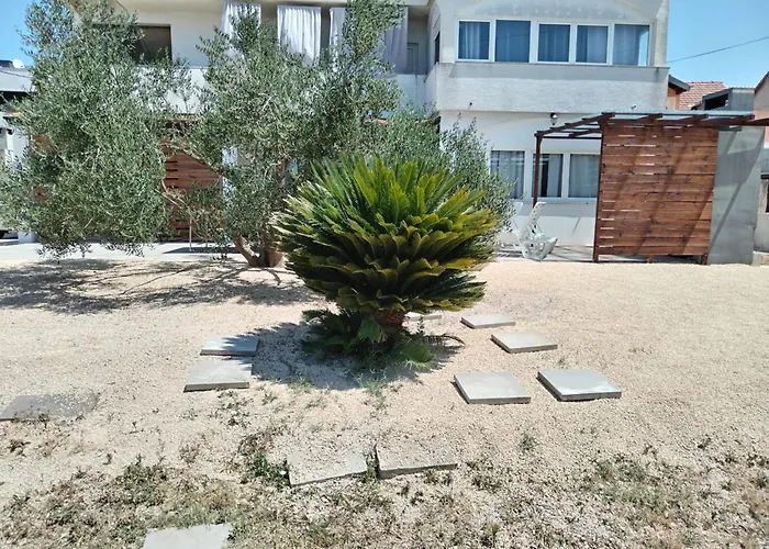 Sjor 2 Bdr W Grill דירה