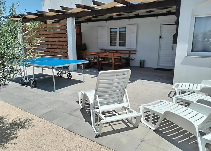 Sjor 2 Bdr W Grill דירה *